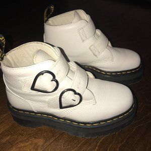 Doc Martens Devon Heart White